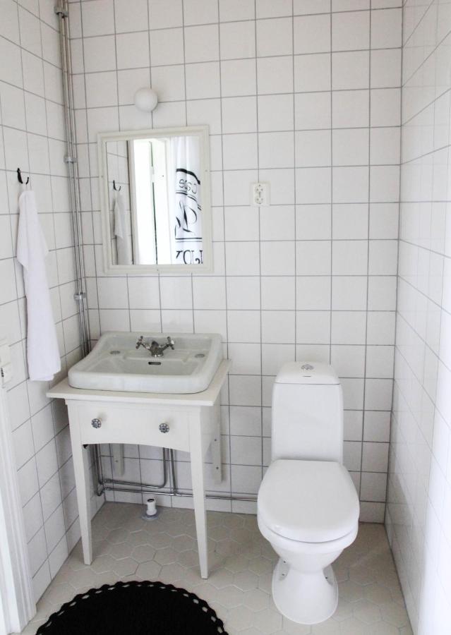 Brobacka Gasthem Panzió Jomala Kültér fotó
